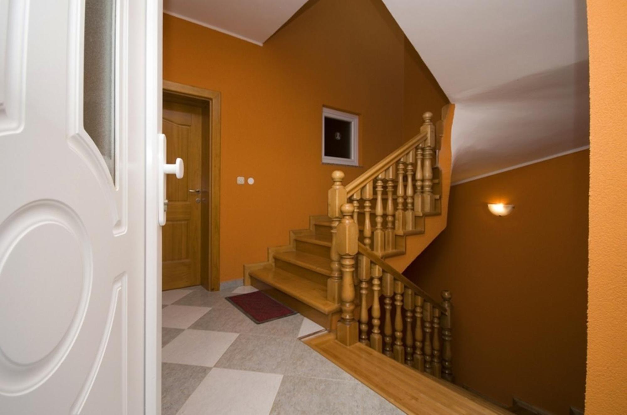 Apartment And Room Marlen Ровиньско село Экстерьер фото